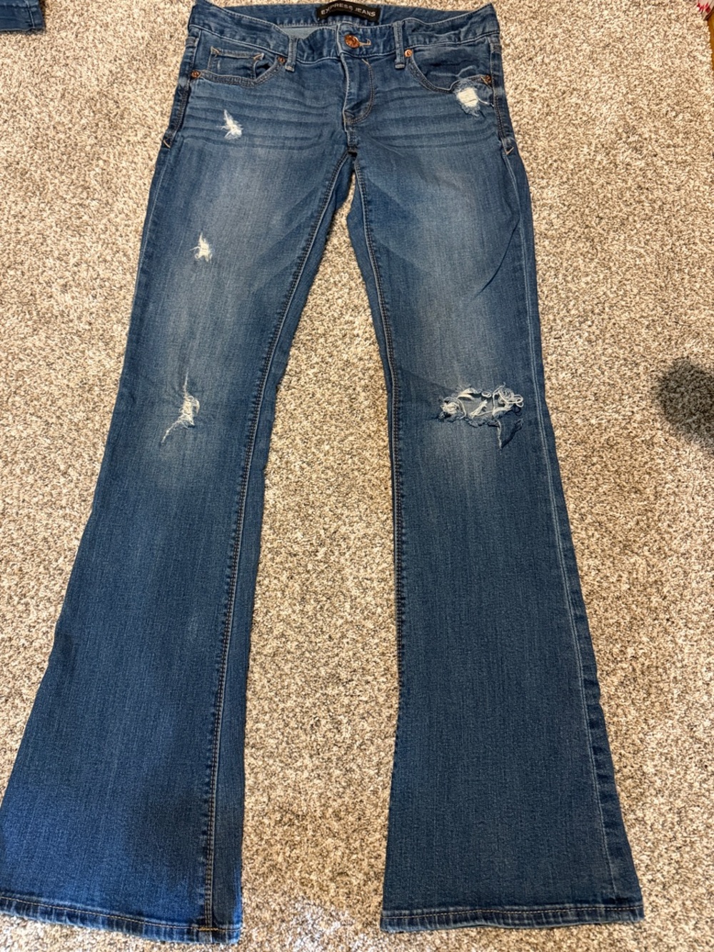 Express Distressed Flare Jeans - Medium Blue